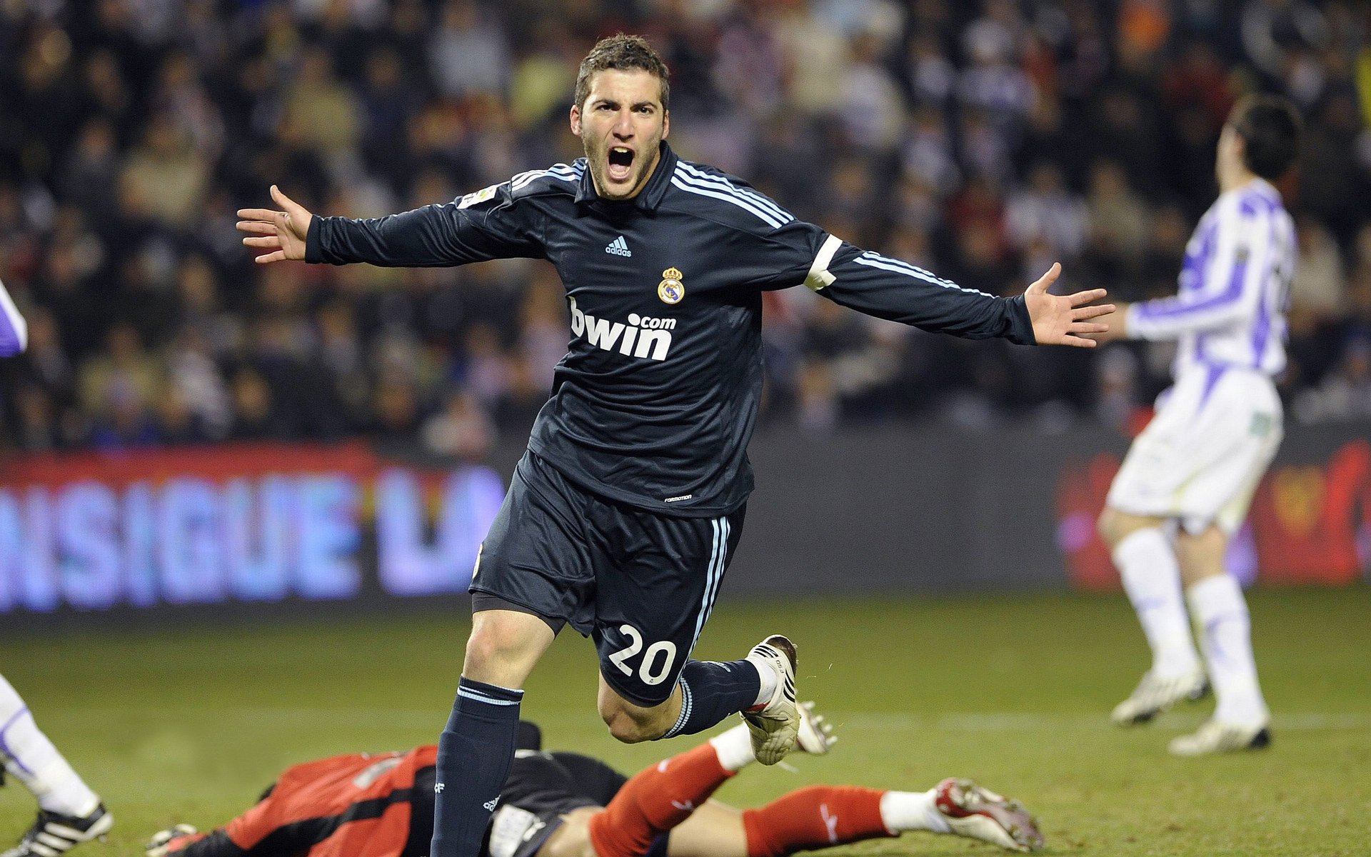 西班牙男足奥运表现获国内盛赞，西班牙男足奥运表现获国内盛赞的是谁